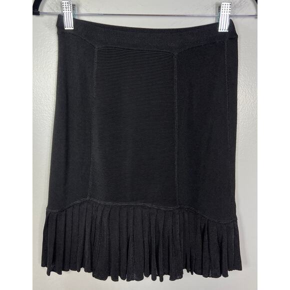 Emporio Armani Made Italy Women´s 4 Black Short Skirt...